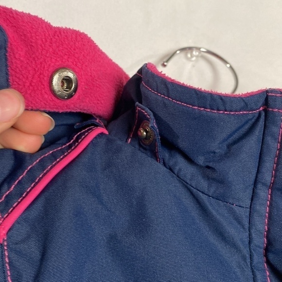 OSHKOSH B'gosh (Girls) Navy Blue and Pink Winter Jacket with Fur Detachable Hood - Picture 10 of 17